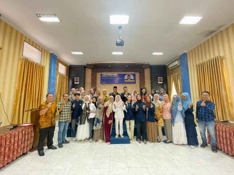 Master’s Program in English Language Education Successfully Conducts Public Lecture on AI and Research Innovation